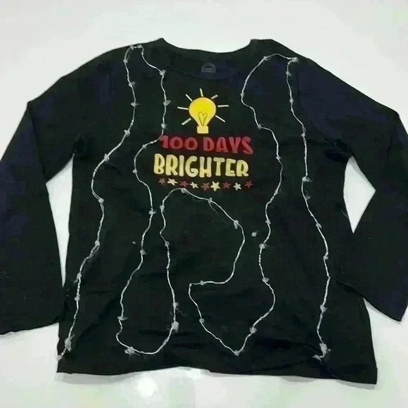 100 Days of school shirt. Size 10/12 Item # 1H - Picture 1 of 7